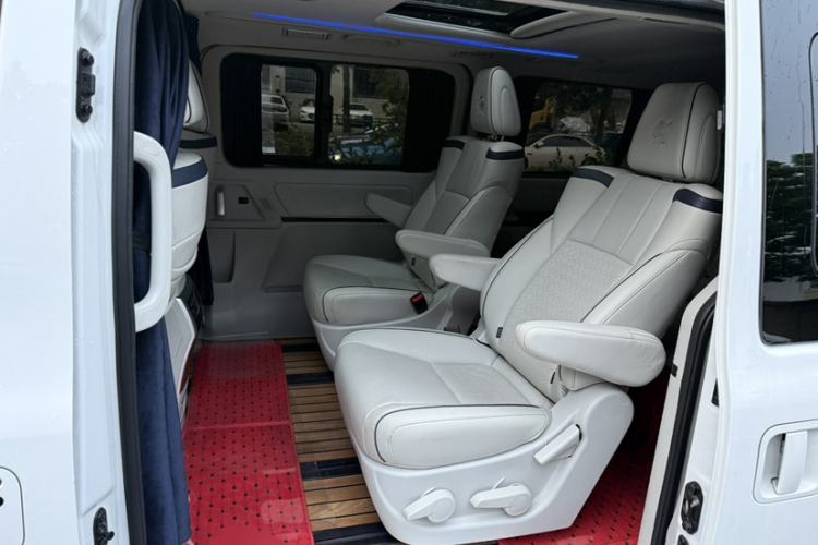 Used FORTHING M7 2022 Lingjue Model 2.0T Automatic Duke Edition Interior 3