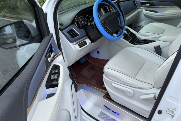 Used FORTHING M7 2022 Lingjue Model 2.0T Automatic Duke Edition Interior 4