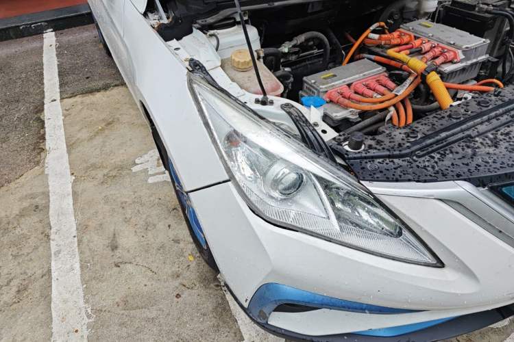 Used FORTHING S50 2018 Luxury Model Right Front Headlight