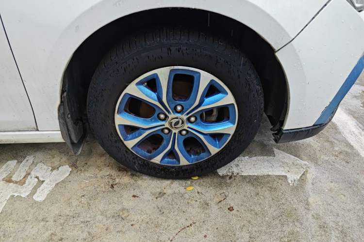 Used FORTHING S50 2018 Luxury Model Right Front Wheel Hub