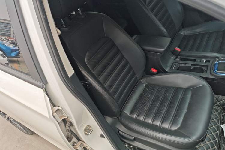 Used FORTHING S50 2019 Operational Version Right Front Seat