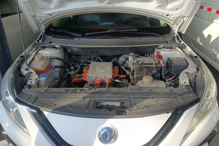Used FORTHING S50 2021 Luxury Model Engine Bay
