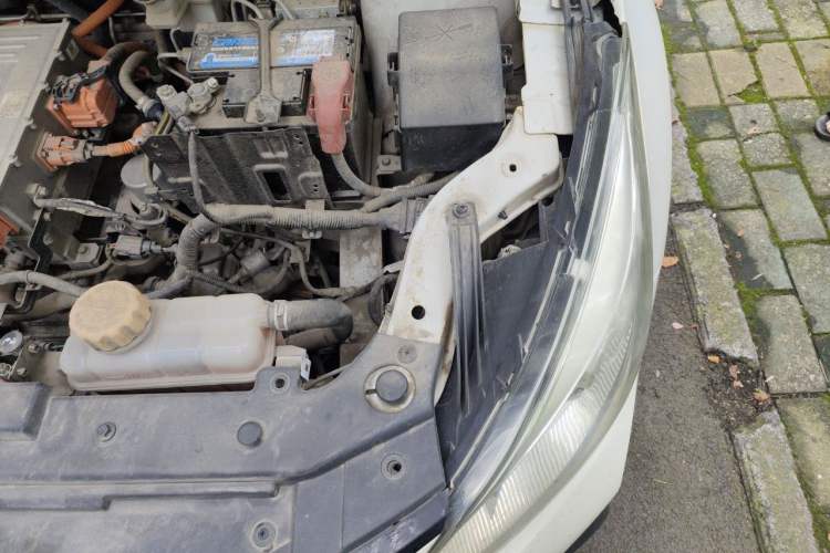 Used FORTHING S50 2021 Light & Nimble Edition Engine Bay Left