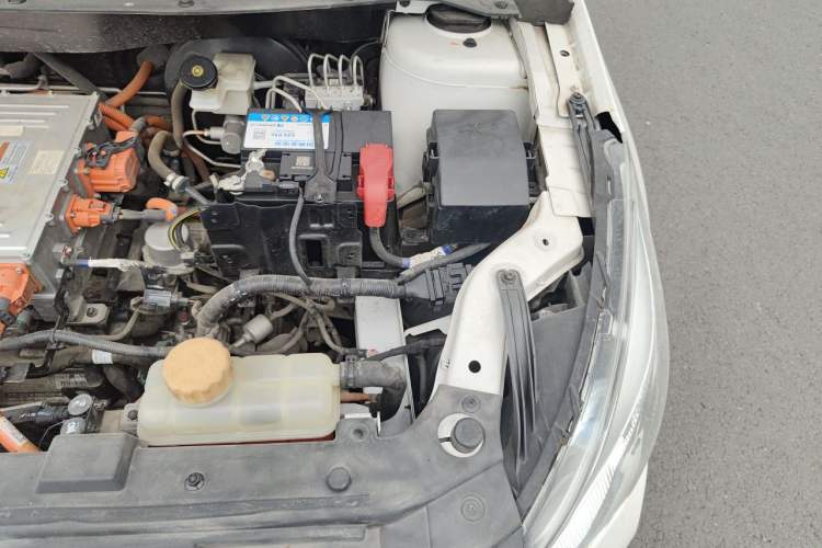 Used FORTHING S50 2021 Light & Nimble Edition Engine Bay Left