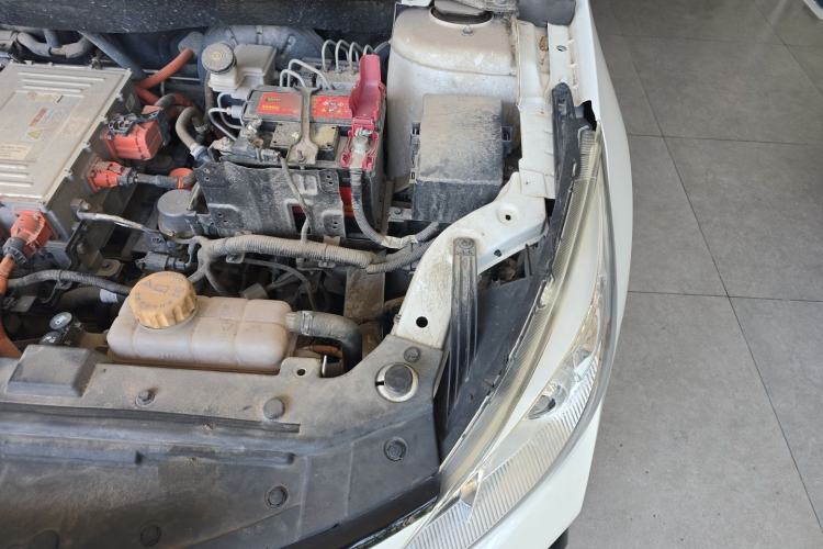 Used FORTHING S50 2021 Light & Nimble Edition Engine Bay Left