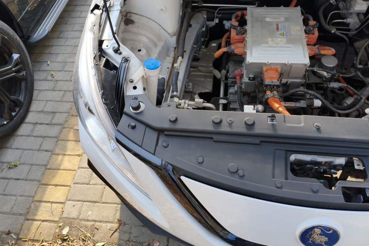 Used FORTHING S50 2021 Battery-Swapping Version Engine Bay Right