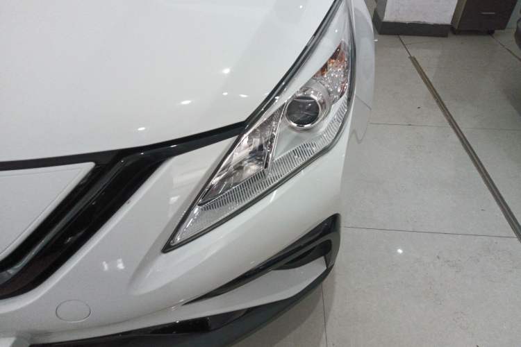 Used FORTHING S50 2021 Battery-Swapping Version Left Front Headlight