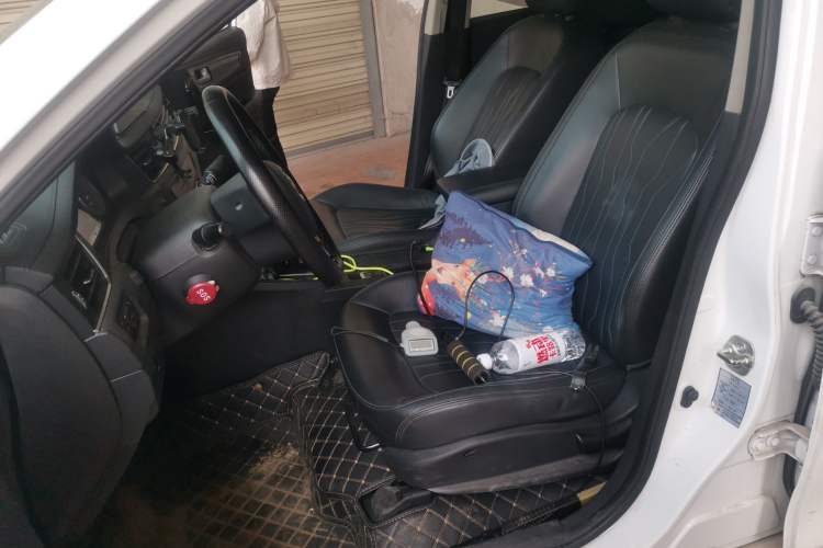 Used FORTHING S50 2021 Light & Nimble Edition Left Front Seat