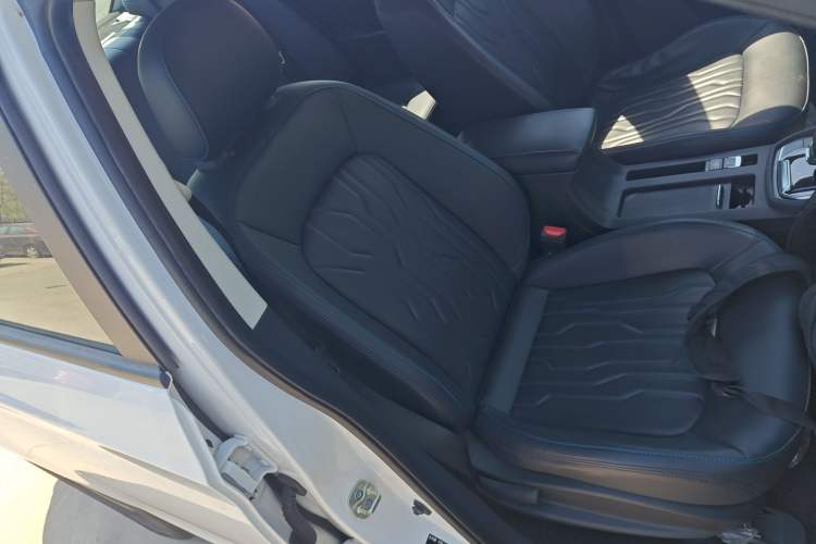Used FORTHING S50 2023 PRO Operational Version Right Front Seat