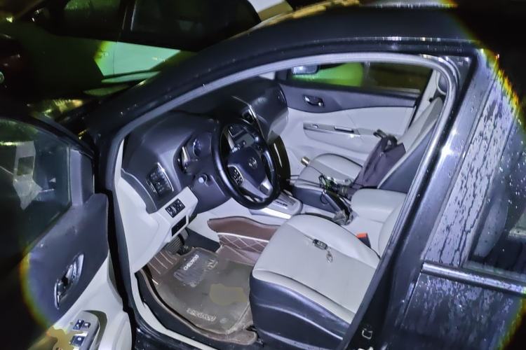 Used FORTHING S500 2016 1.6L CVT Luxury Model Driver Seat