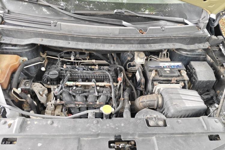 Used FORTHING S500 2016 1.6L CVT Luxury Edition Engine Bay