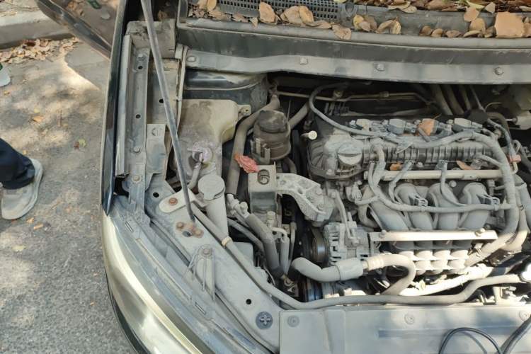 Used FORTHING S500 2016 1.5L Manual Comfort Model Engine Bay Right
