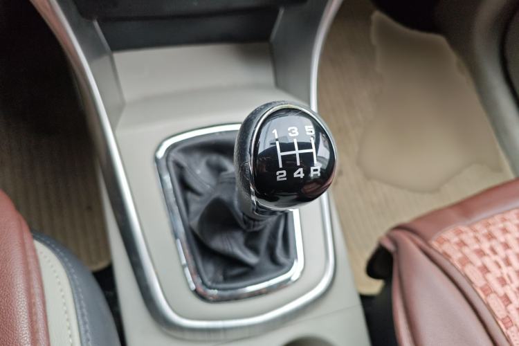 Used FORTHING S500 2016 1.5L Manual Luxury Model Gear Lever