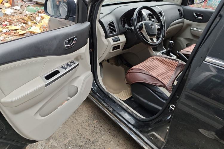 Used FORTHING S500 2016 1.5L Manual Luxury Model Interior 3