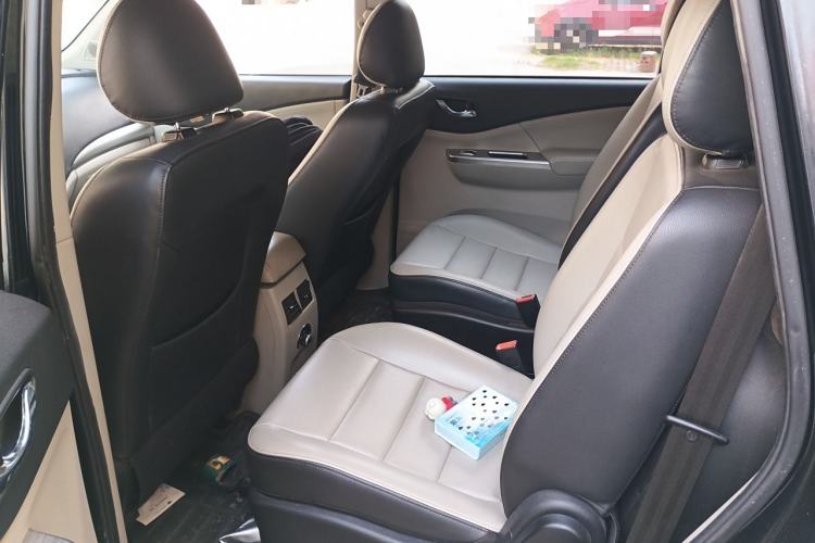 Used FORTHING S500 2016 1.6L CVT Luxury Model Interior 4