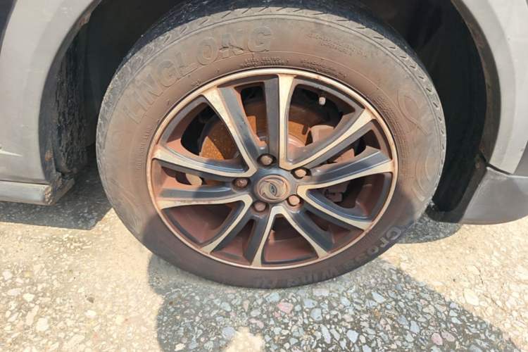 Used FORTHING S500 2016 1.5L Manual Luxury Version II Right Front Wheel Hub