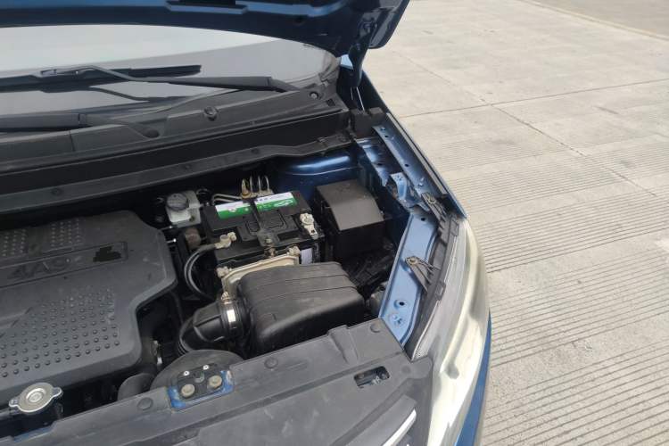 Used FORTHING S500 2016 1.6L CVT Luxury Model Engine Bay Left
