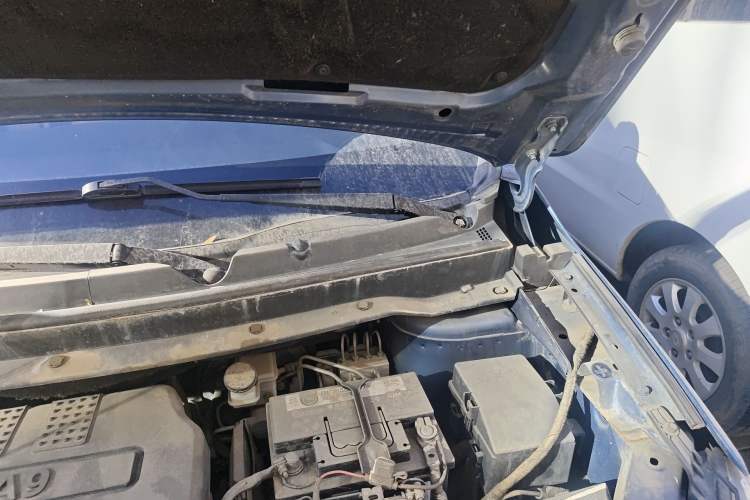 Used FORTHING S500 2016 1.6L CVT Deluxe Model Engine Bay Left