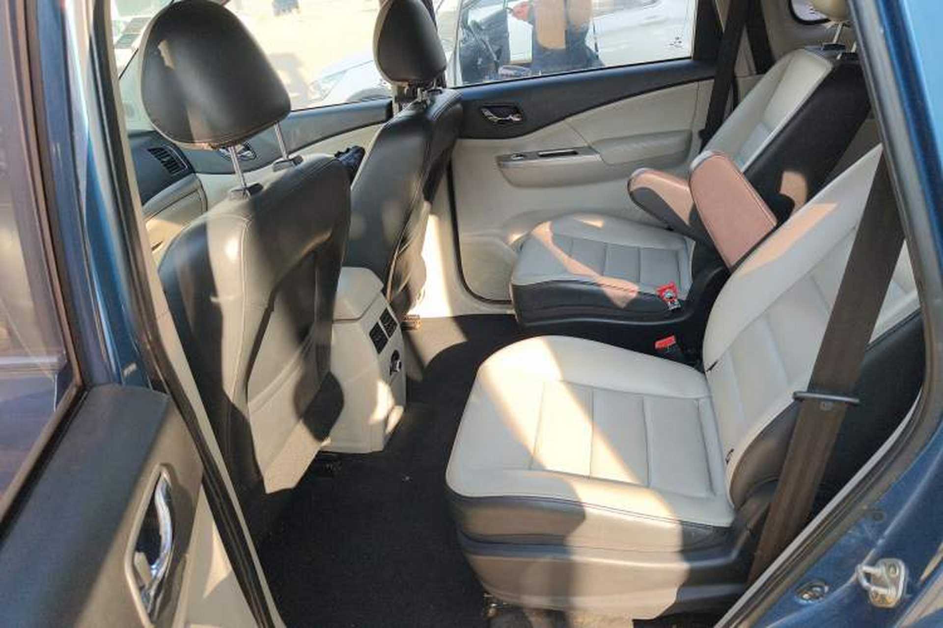 Used FORTHING S500 2016 1.5L Manual Luxury Model Interior 4