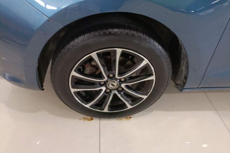 Used FORTHING S500 2016 1.5L Manual Luxury Model Left Front Wheel Hub