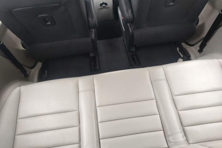 Used FORTHING S500 2016 1.6L CVT Luxury Model Left Rear Seat