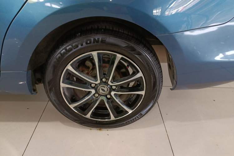 Used FORTHING S500 2016 1.5L Manual Luxury Model Left Rear Wheel Hub