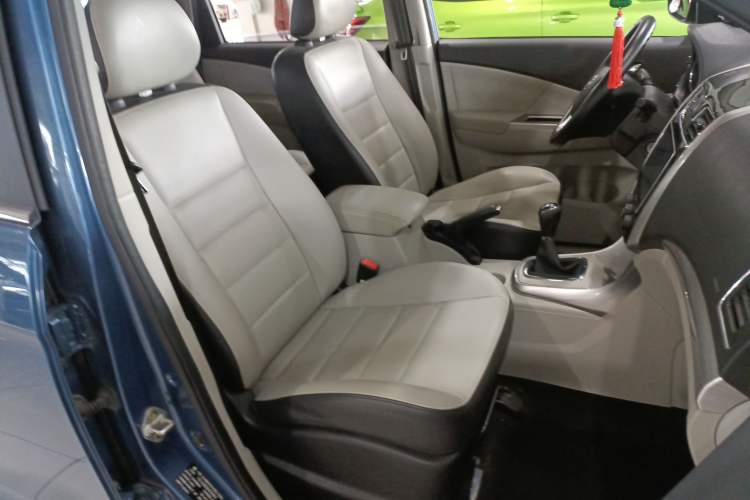 Used FORTHING S500 2016 1.5L Manual Luxury Model Right Front Seat