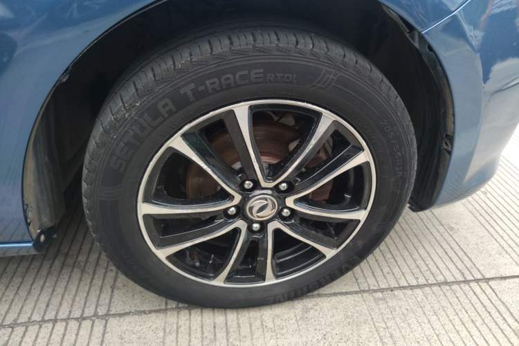 Used FORTHING S500 2016 1.6L CVT Luxury Model Right Front Wheel Hub