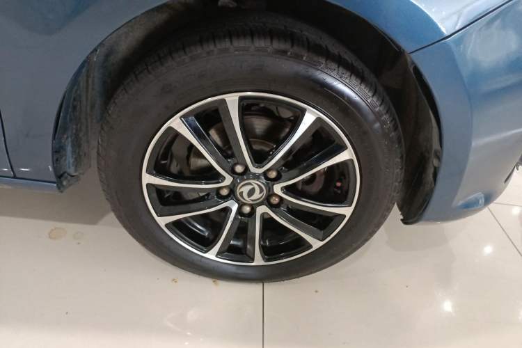 Used FORTHING S500 2016 1.5L Manual Luxury Model Right Front Wheel Hub