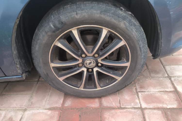 Used FORTHING S500 2016 1.6L Manual Luxury Model Right Front Wheel Hub