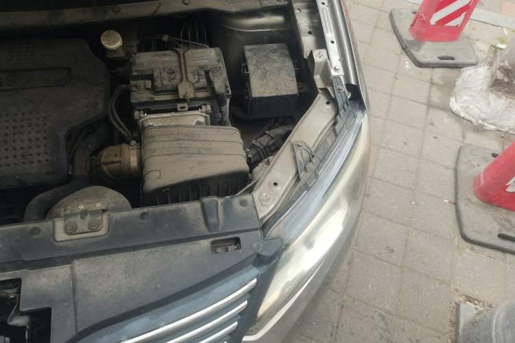 Used FORTHING S500 2016 1.5L Manual Comfort Model Engine Bay Left