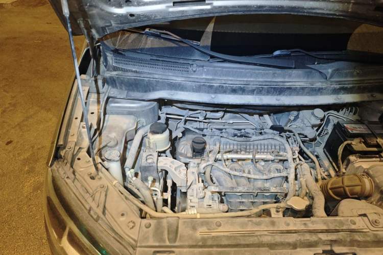 Used FORTHING S500 2016 1.6L Manual Luxury Model Engine Bay Right