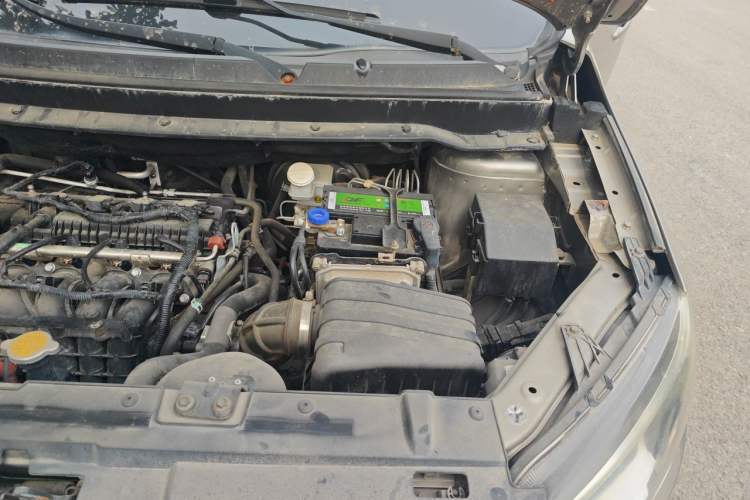 Used FORTHING S500 2016 1.5L Manual Comfort Model Engine Bay Left