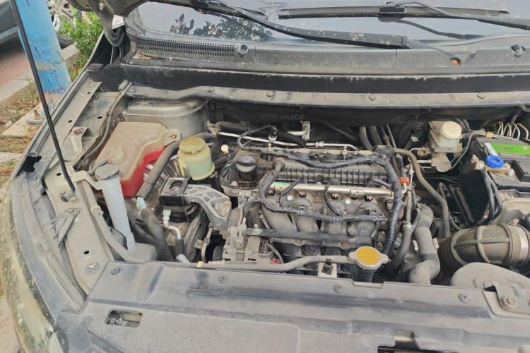 Used FORTHING S500 2016 1.5L Manual Comfort Model Engine Bay Right