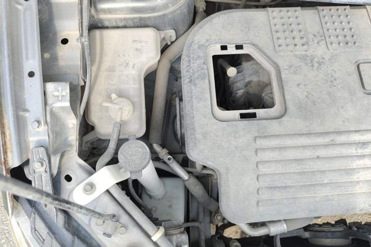 Used FORTHING S500 2016 1.6L CVT Deluxe Model Engine Bay Right