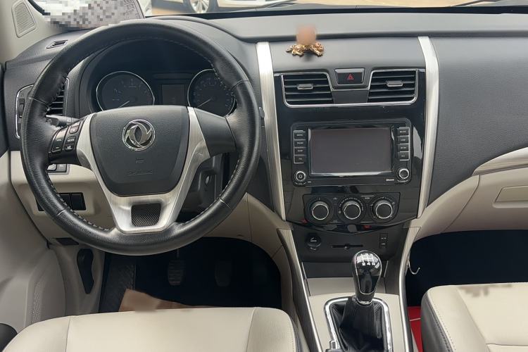 Used FORTHING S500 2016 1.5L Manual Luxury Model Interior 3