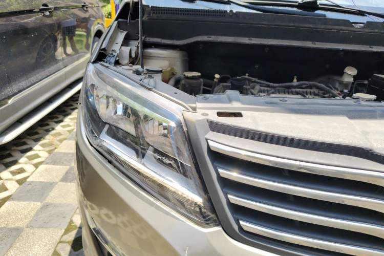 Used FORTHING S500 2016 1.5L Manual Comfort Model Right Front Headlight