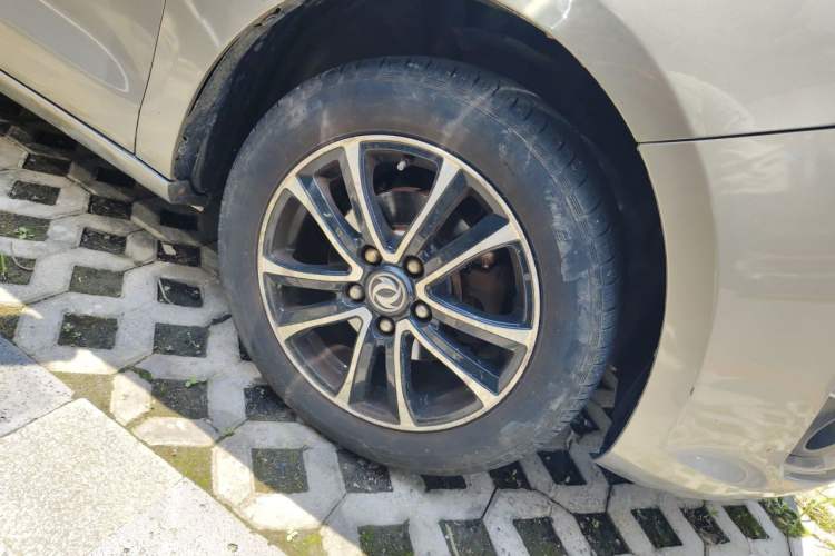 Used FORTHING S500 2016 1.5L Manual Comfort Model Right Front Wheel Hub
