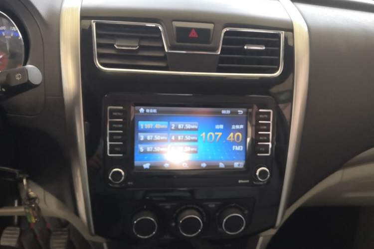 Used FORTHING S500 2016 1.5L Manual Luxury Model Audio And AC Panel