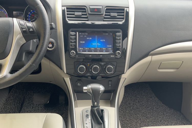 Used FORTHING S500 2016 1.6L CVT Deluxe Model Audio And AC Panel