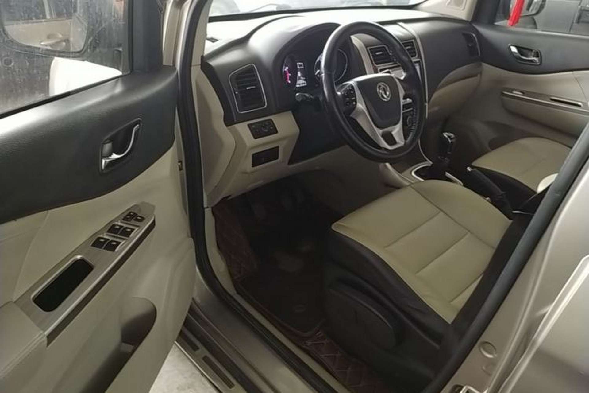 Used FORTHING S500 2016 1.6L Manual Luxury Model Driver Seat
