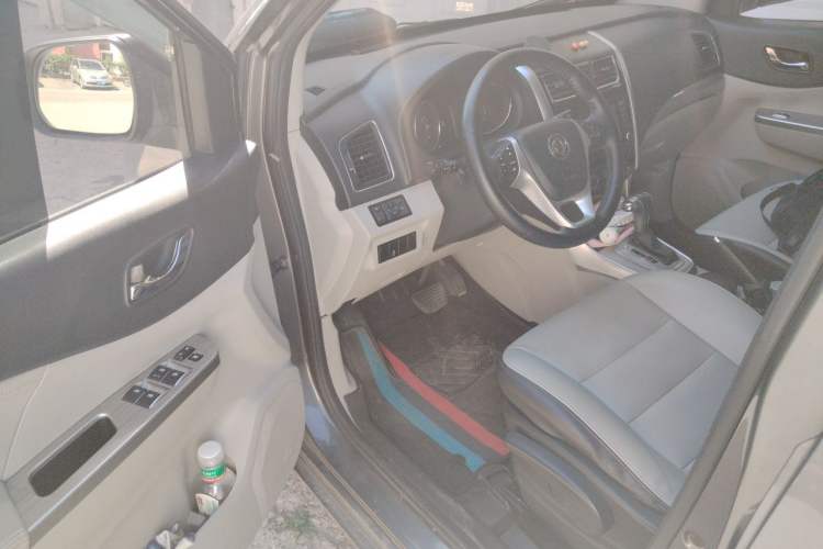 Used FORTHING S500 2016 1.6L CVT Deluxe Model Driver Seat