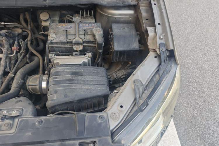 Used FORTHING S500 2016 1.6L Manual Luxury Model Engine Bay Left