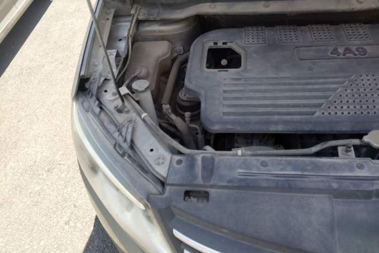 Used FORTHING S500 2016 1.5L Manual Luxury Model Engine Bay Right