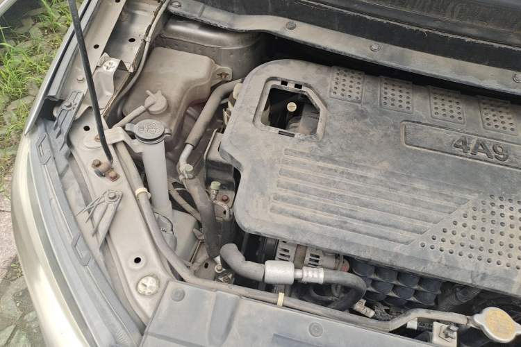 Used FORTHING S500 2016 1.5L Manual Comfort Model Engine Bay Right