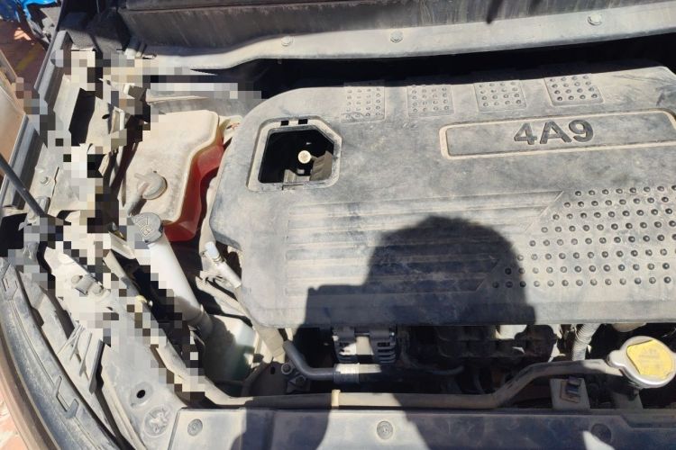 Used FORTHING S500 2016 1.6L CVT Luxury Edition Engine Bay Right