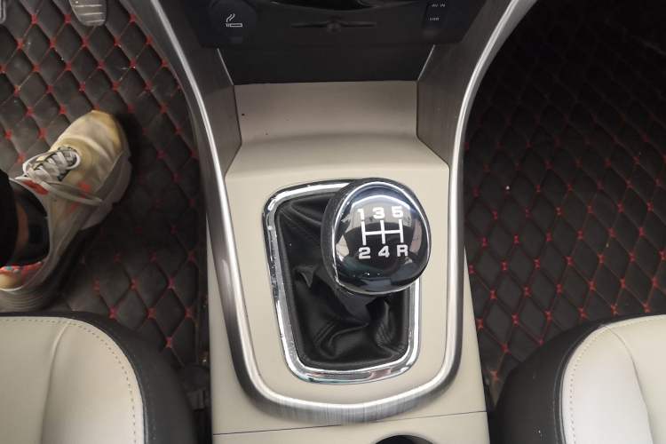 Used FORTHING S500 2016 1.5L Manual Luxury Model Gear Lever