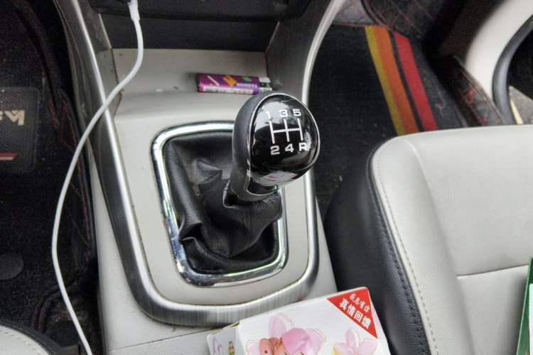 Used FORTHING S500 2016 1.5L Manual Luxury Model Gear Lever