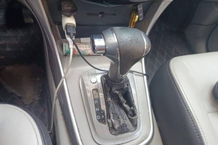 Used FORTHING S500 2016 1.6L CVT Deluxe Model Gear Lever