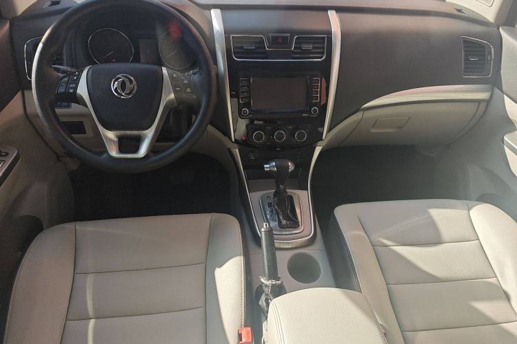 Used FORTHING S500 2016 1.6L CVT Deluxe Model Interior 3